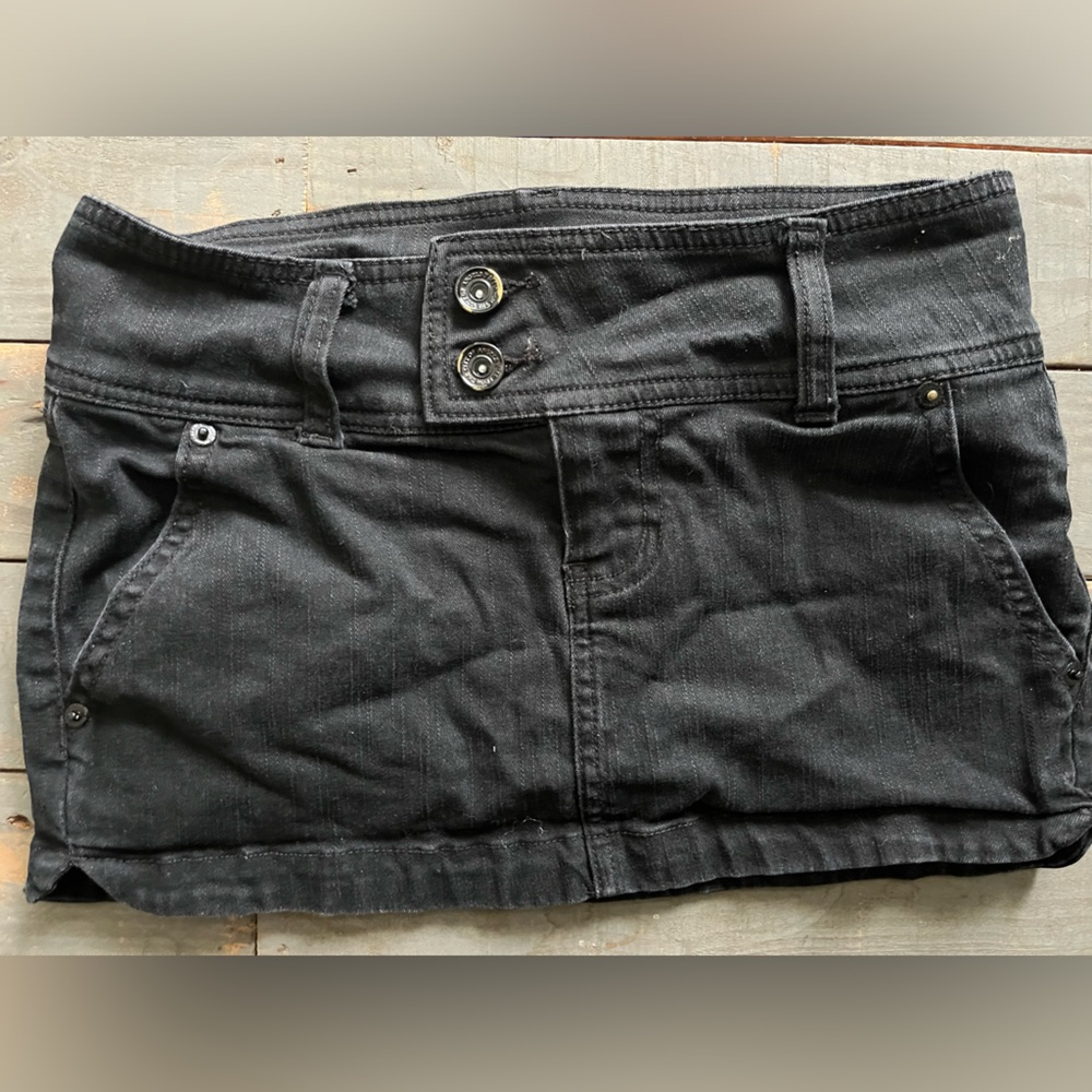 Black mini skirt